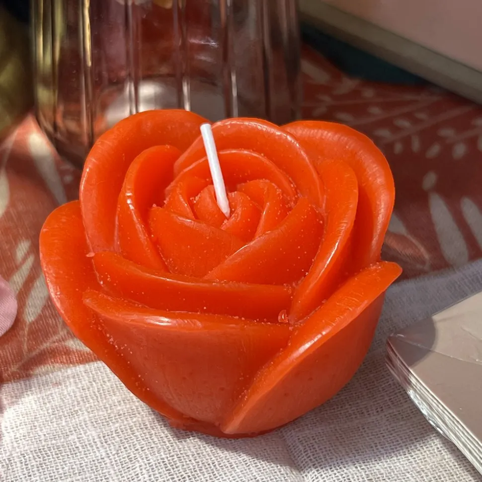 BOUGIE DÉCORATIVE FLEUR ROSE 12X7CM ROUGE