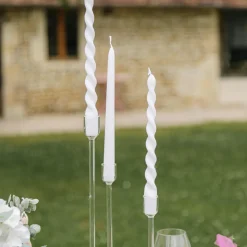 2 BOUGIES FLAMBEAU TORSADÉES 25CM 7H BLANC