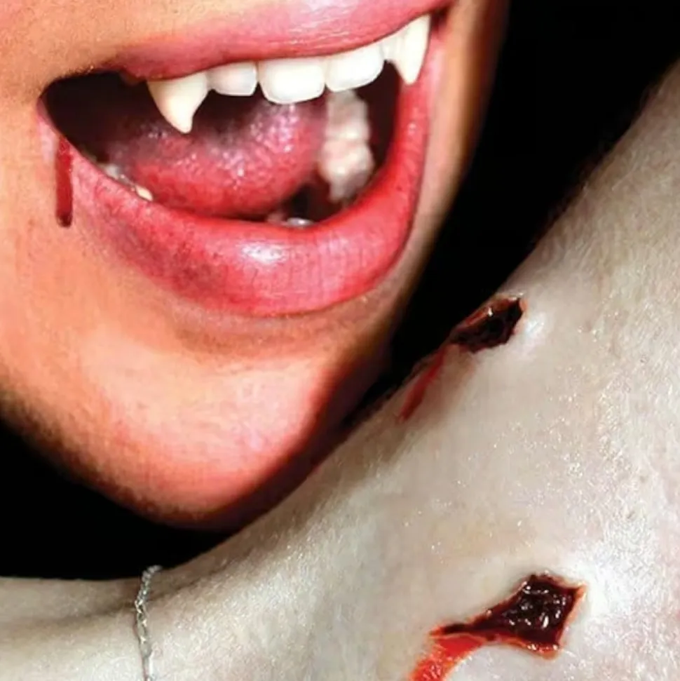 MAQUILLAGE TRANSFERT TATOUAGE 3D MORSURES VAMPIRE